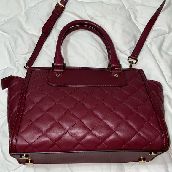Like new  Michael Kors Selma bag for the fall beautiful quilted bag - Picture 7 of 16